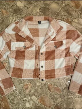 SHEIN Plaid Jacket in Cream & Tan